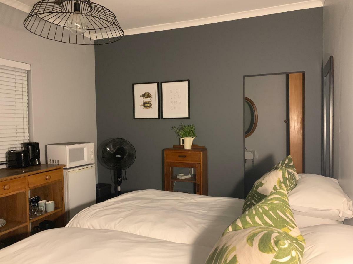 Olive Tree Private Rooms In Stellenbosch- No Load Shedding מראה חיצוני תמונה