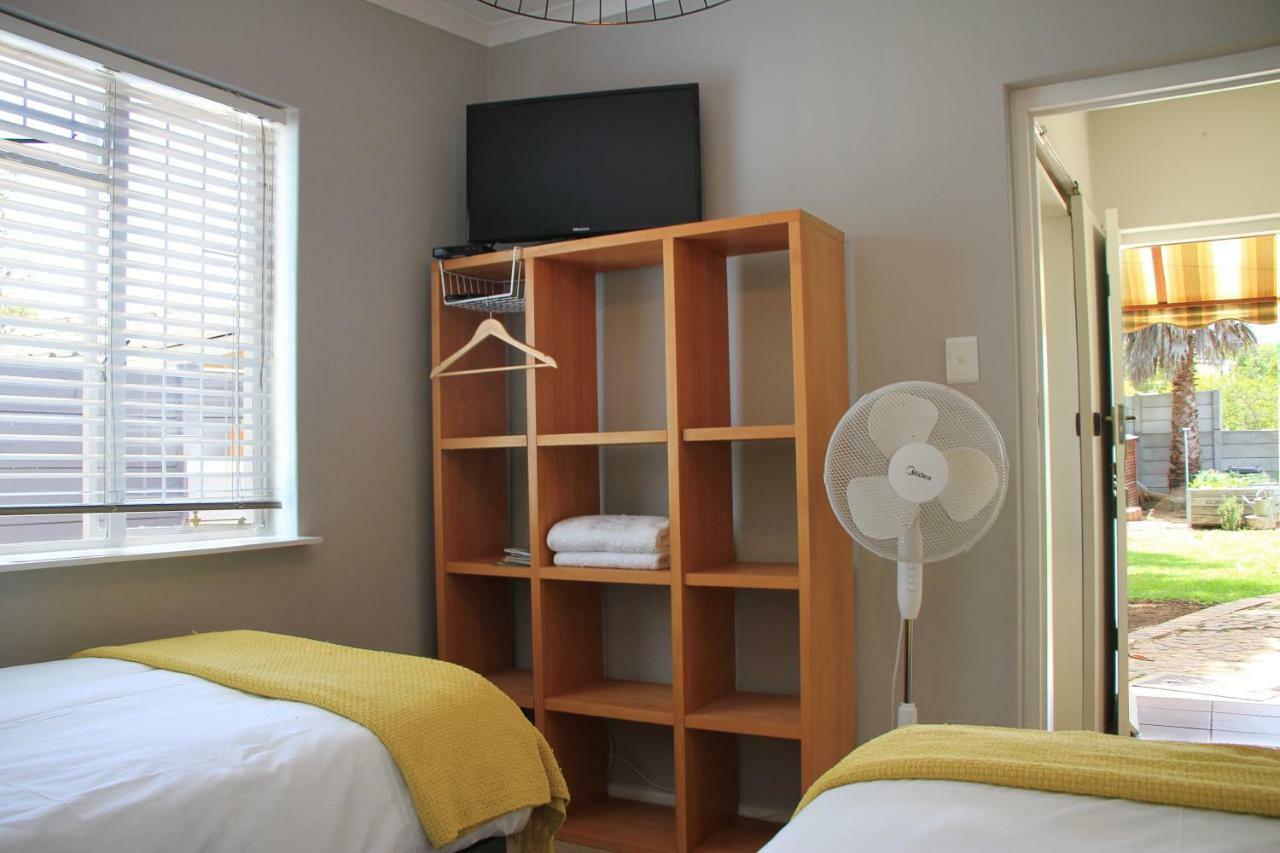 Olive Tree Private Rooms In Stellenbosch- No Load Shedding מראה חיצוני תמונה